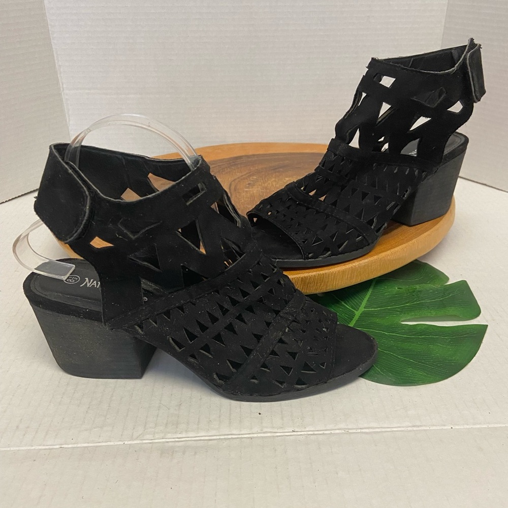 Nature Breeze Stenciled Cut Out Peep Toe Booties